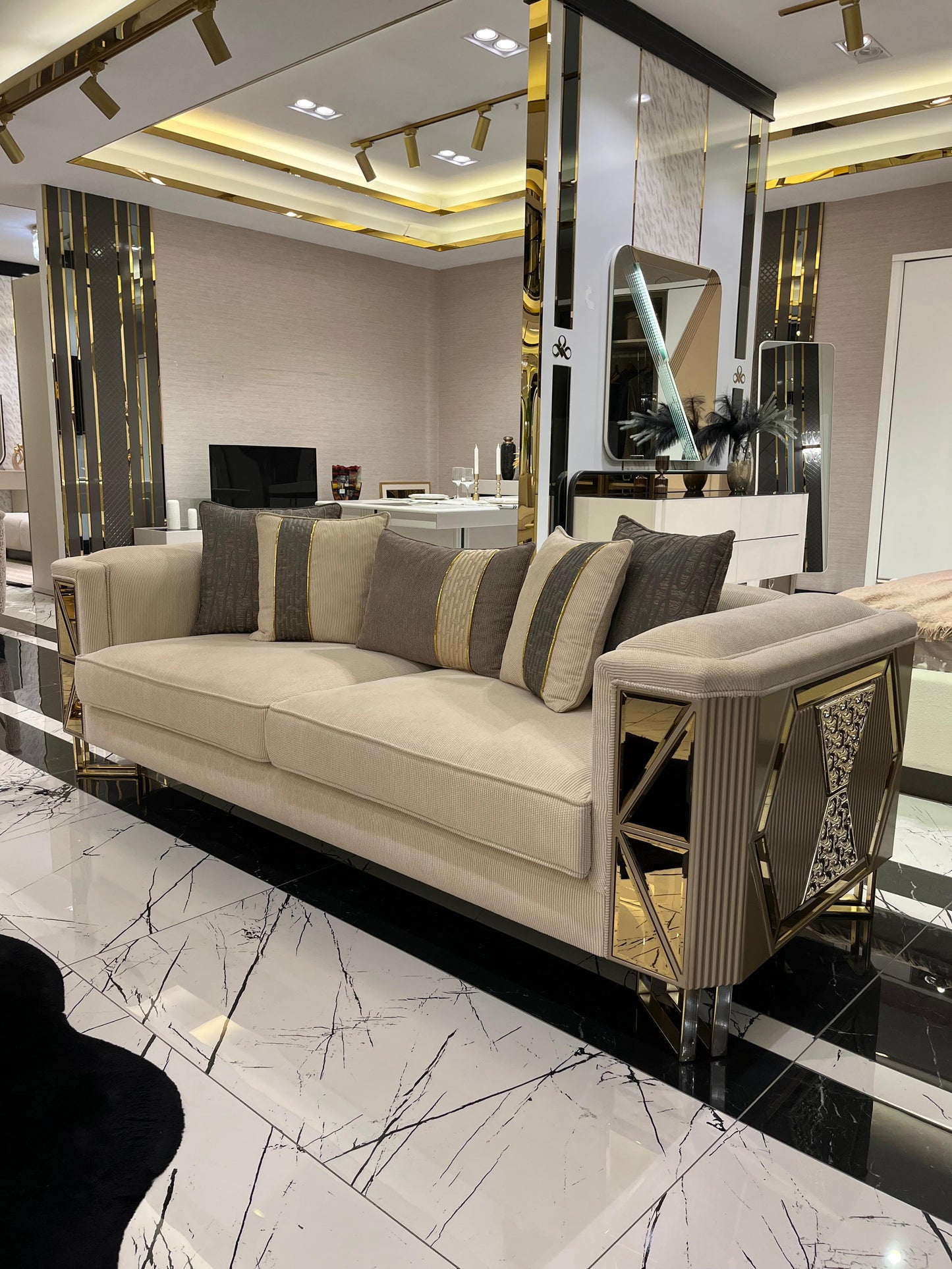 Venedik Salon Takımı